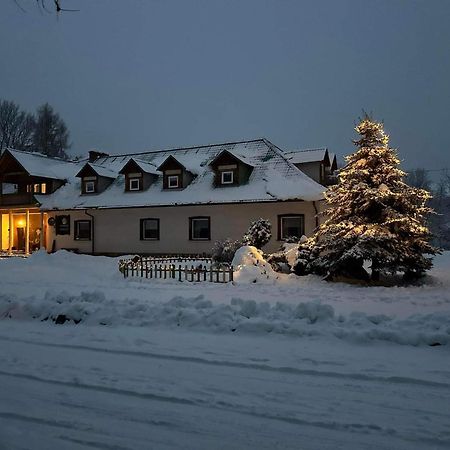 Latarnia Wagabundy Bieszczady Hotel Wola Michowa Kültér fotó