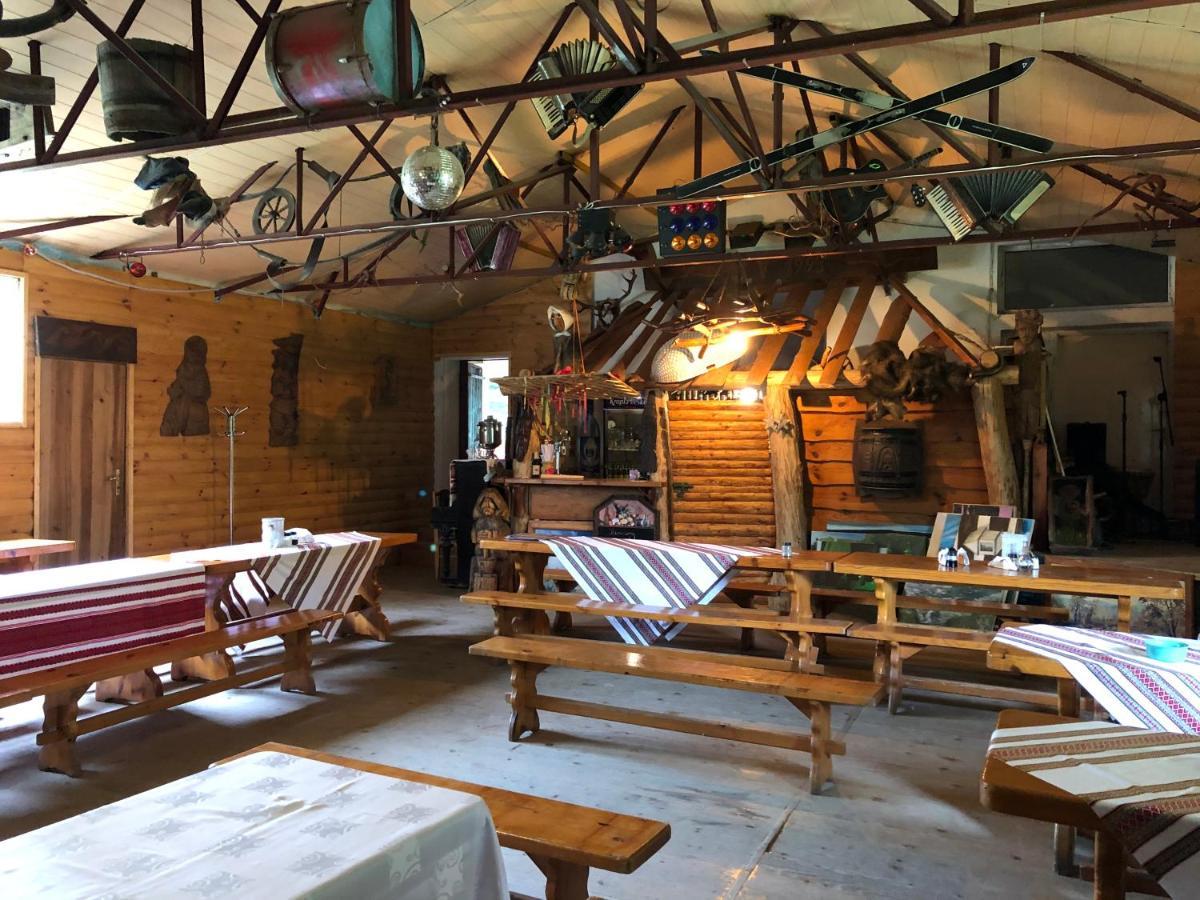 Latarnia Wagabundy Bieszczady Hotel Wola Michowa Kültér fotó