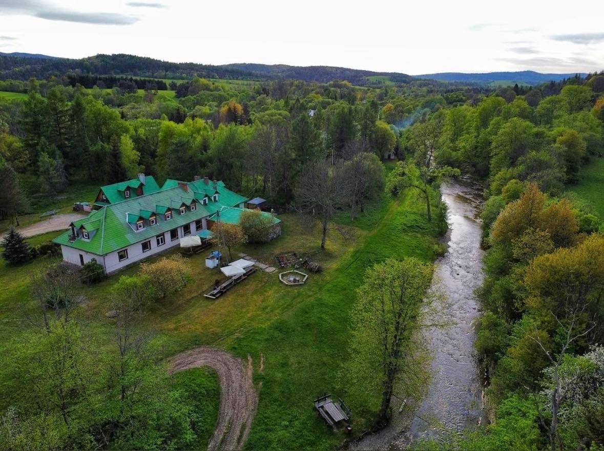 Latarnia Wagabundy Bieszczady Hotel Wola Michowa Kültér fotó