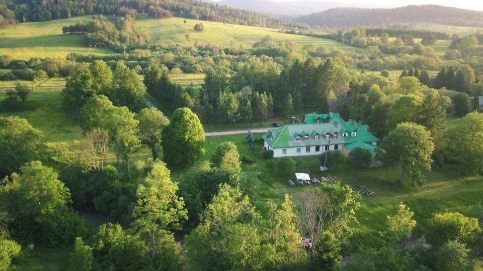 Latarnia Wagabundy Bieszczady Hotel Wola Michowa Kültér fotó