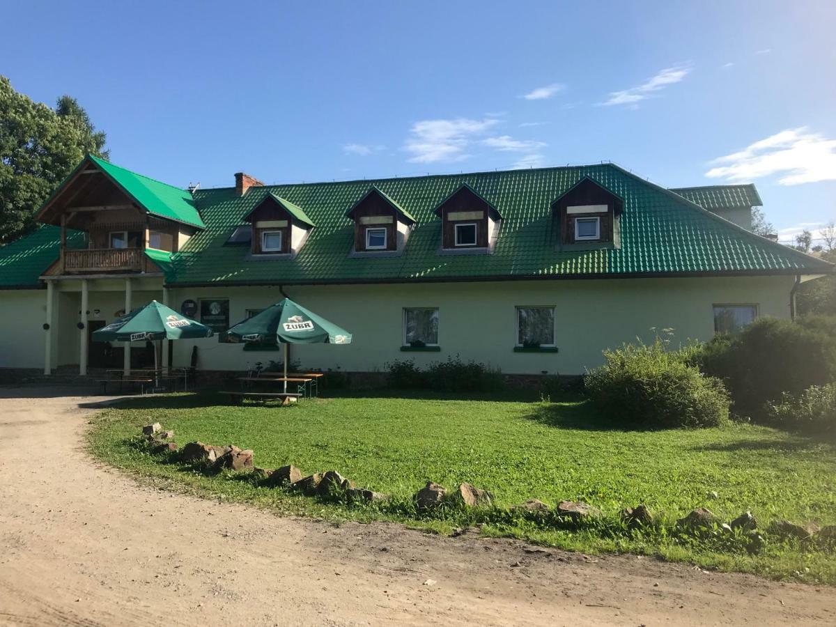 Latarnia Wagabundy Bieszczady Hotel Wola Michowa Kültér fotó