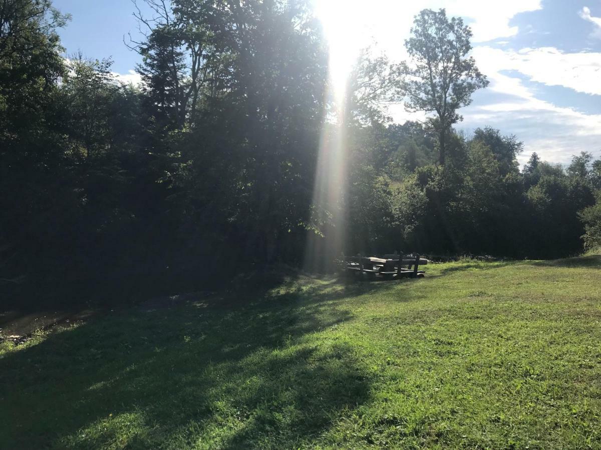 Latarnia Wagabundy Bieszczady Hotel Wola Michowa Kültér fotó